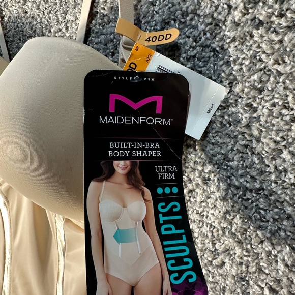 NWT Maidenform built in bra shaper SZ 40DD - Picture 8 of 9